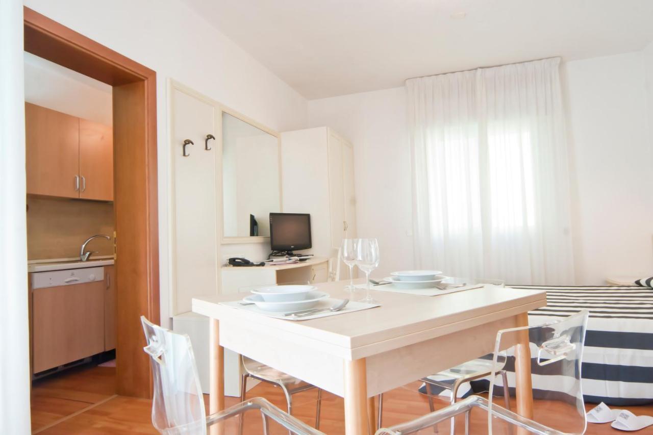 ريميني Residence Divina الغرفة الصورة